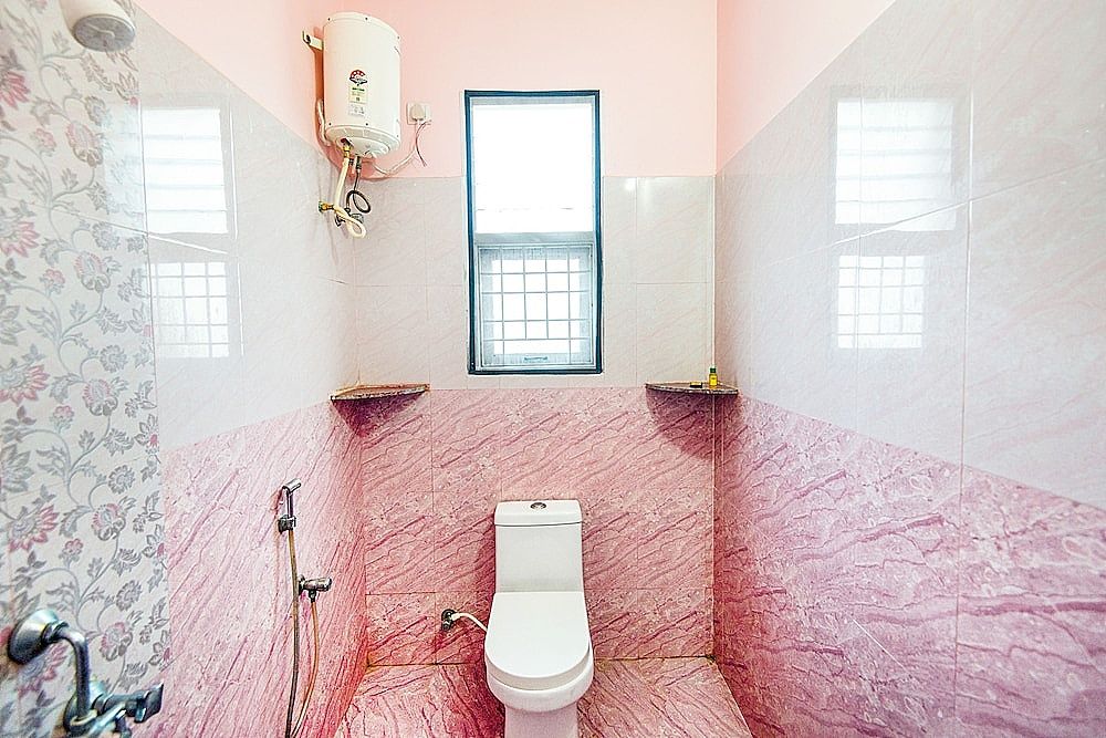 FabHotel Sorgam Service Apartment Executive Room 4