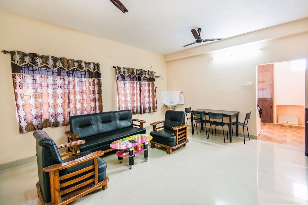 undefined FabHotel Sorgam Service Apartment 8