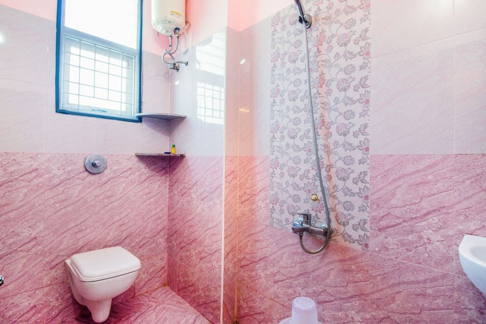 undefined FabHotel Sorgam Service Apartment 4