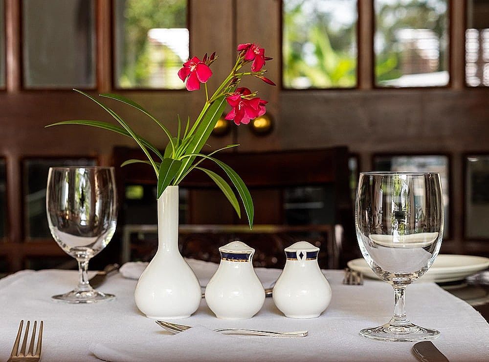 Food & Dining
