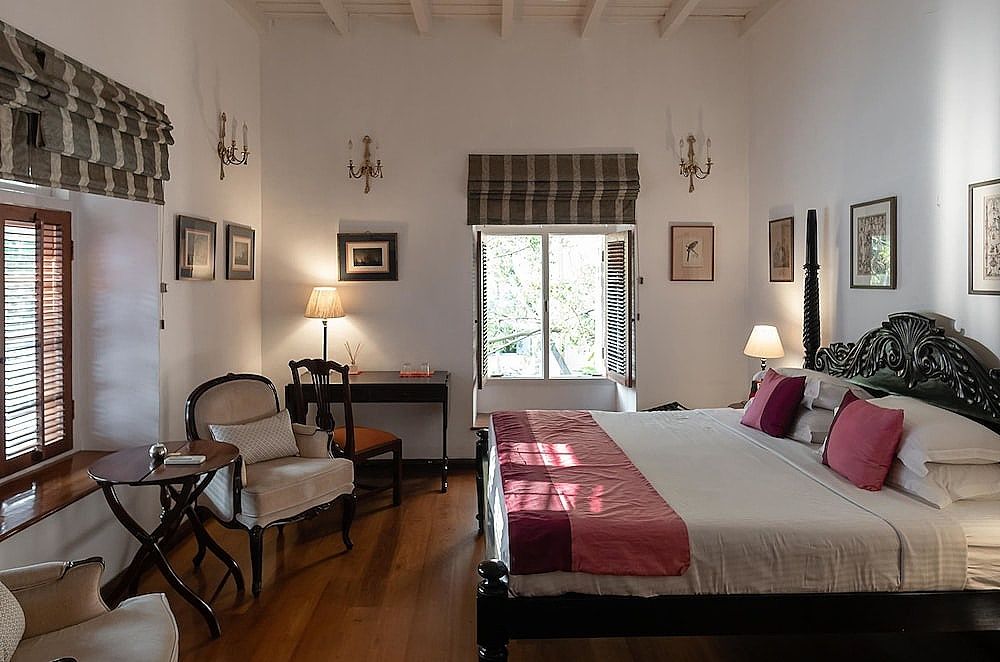 Le Colonial 1506 Luxury Room 9