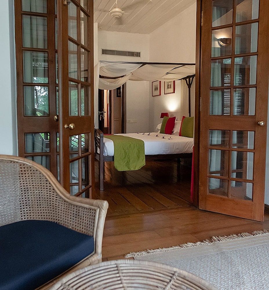 Le Colonial 1506 Luxury Room 11