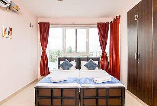 Solitaire Service Appartment Deluxe Room