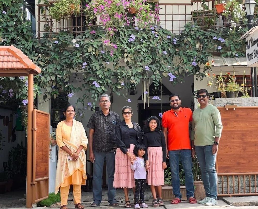 undefined Reds Residency - Homestay 7