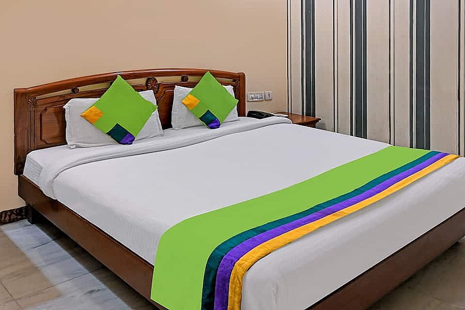 Itsy Hotels Auzone & Spa Standard Double Room