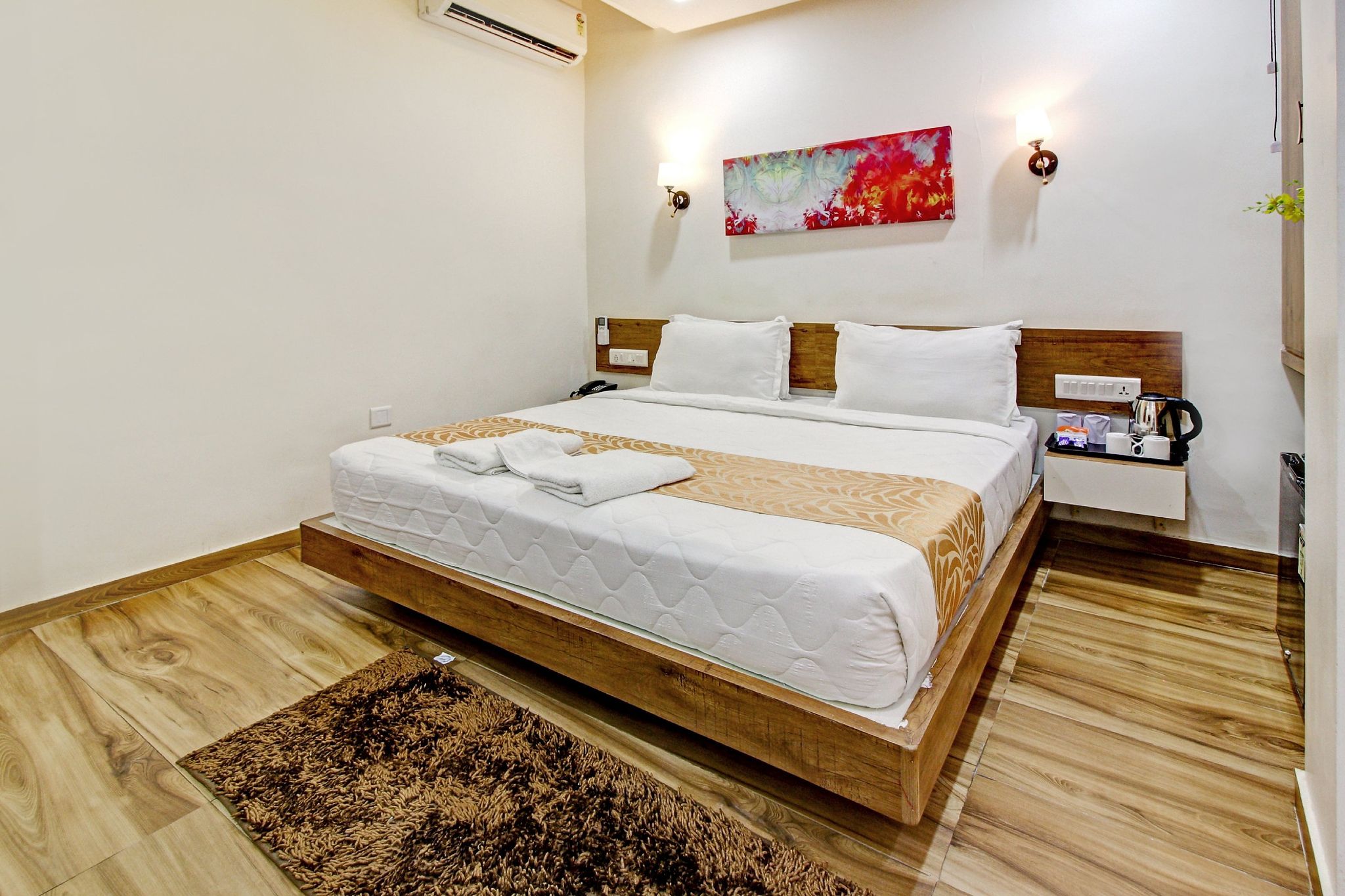 Deluxe King Bed Room