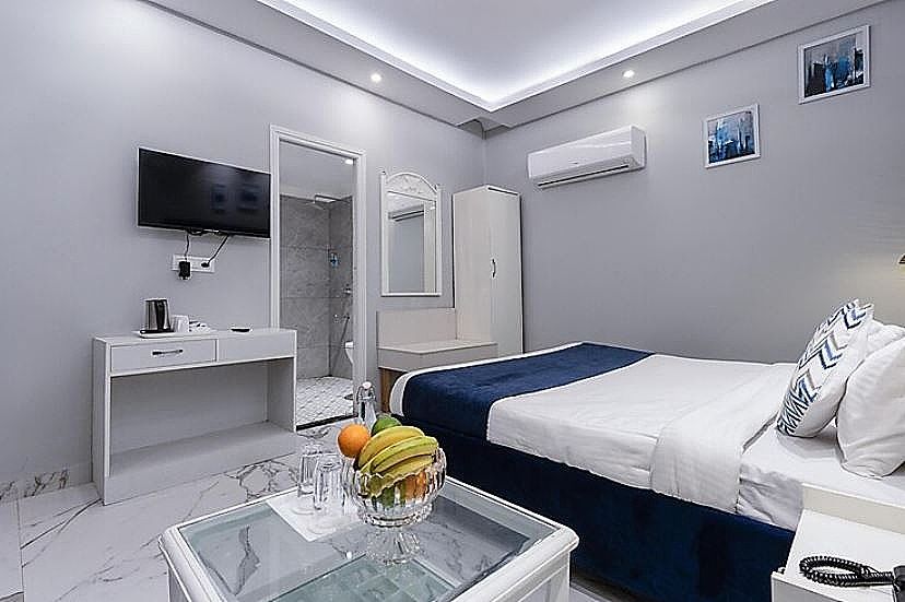 undefined Hotel DownTown 9