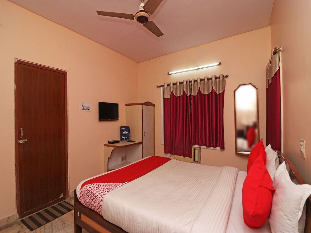 undefined OYO 17424 Hotel Swagat 10