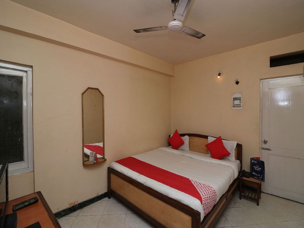 undefined OYO 17424 Hotel Swagat 5