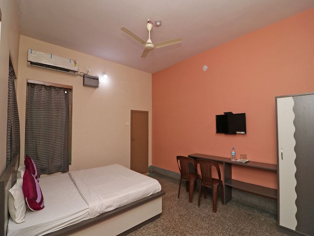 SPOT ON 39527 Hotel Saraogi Room 11