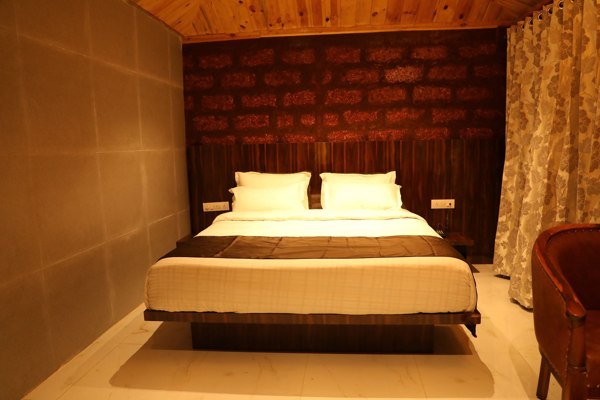 The Redstone Resort Deluxe Room 5