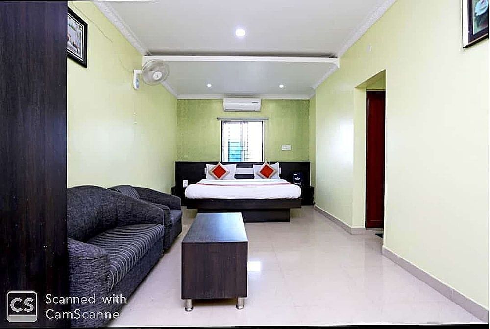undefined Hotel Royal Guest House 4