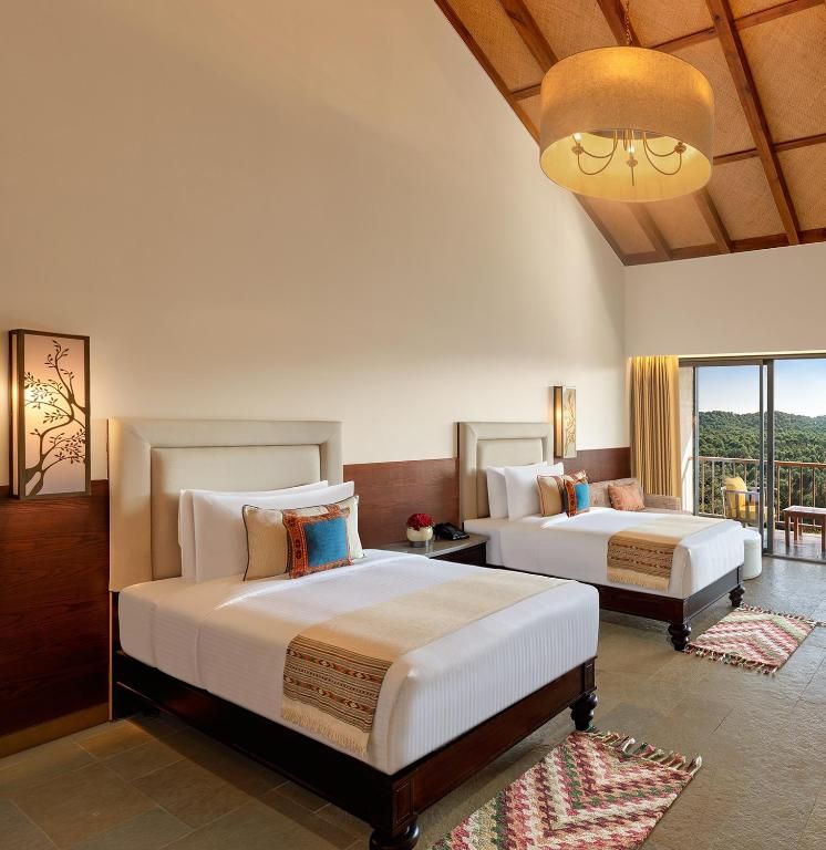 Deluxe Mountain View Double Room