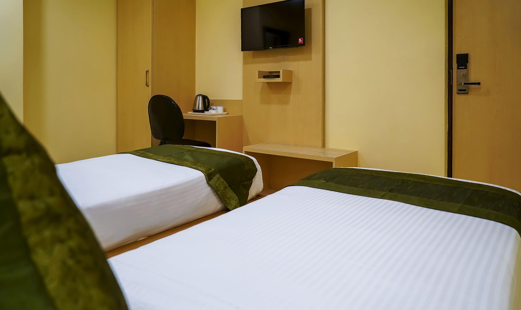 Treebo Oasis, Laxmisagar Standard Double Room 5