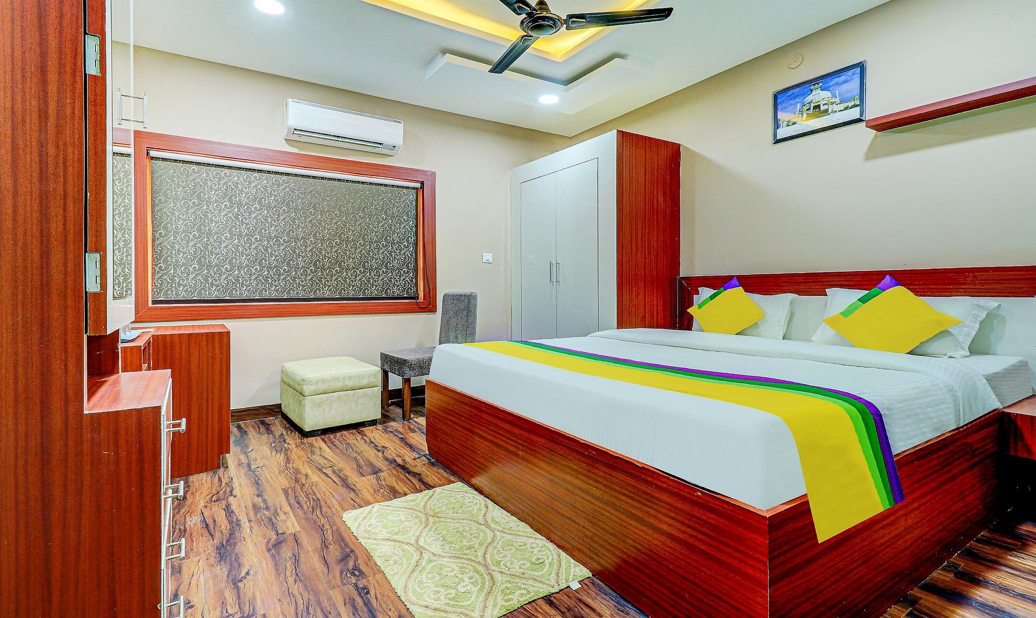 Itsy Hotels Aasma Luxury Villa Standard Double Room 3