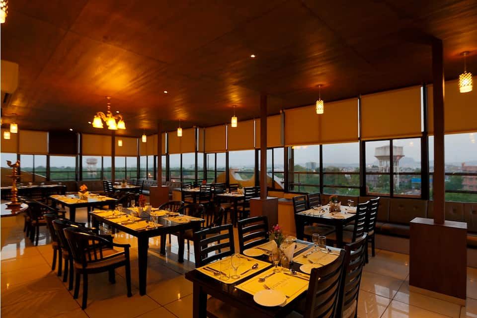 Food & Dining