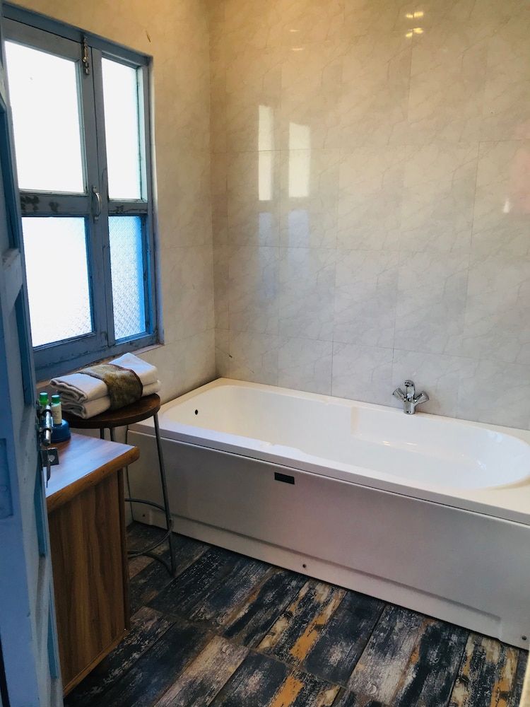 Rani Mahal Dynasty Balcony 13