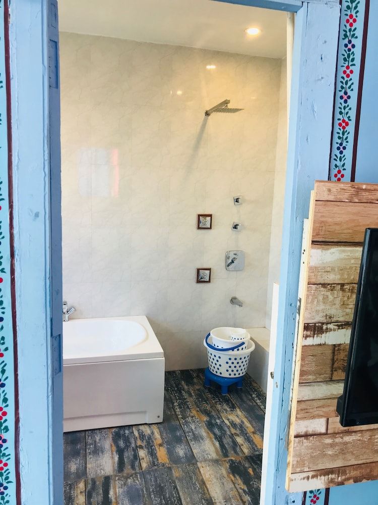 Rani Mahal Dynasty Balcony 12