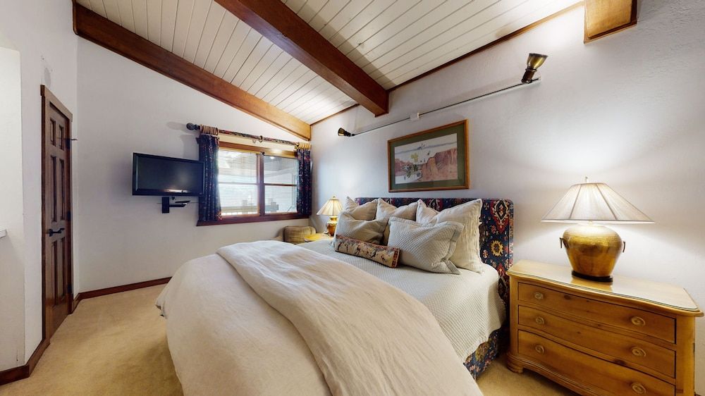 Bronze Room, 2 Bedrooms