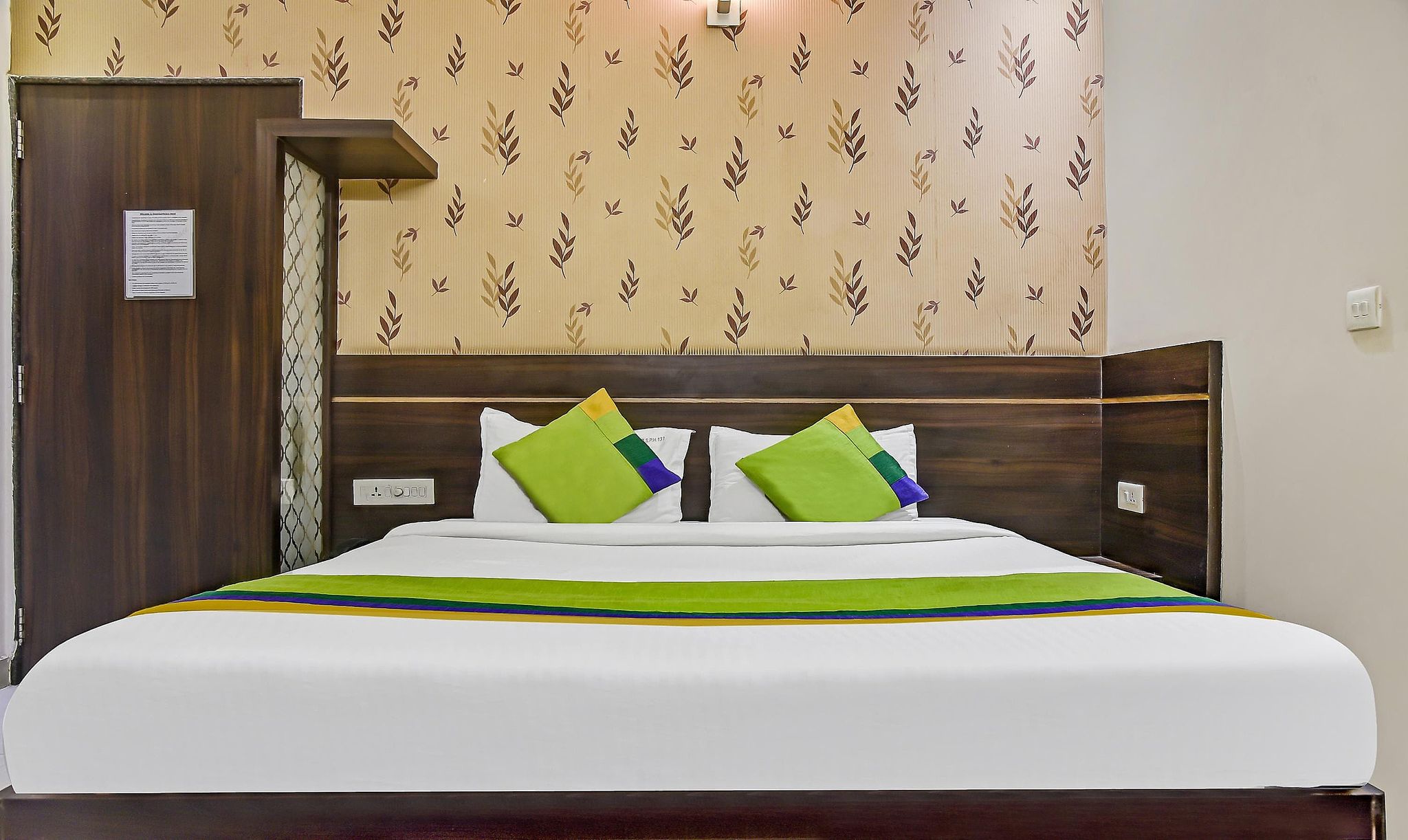 Treebo Royal Sun Palace MP Nagar Zone 2 Standard Double Room 2