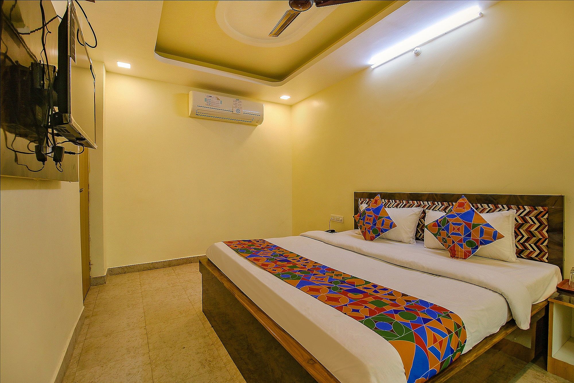 FabHotel Kanta Shrawan Arcade Deluxe Room