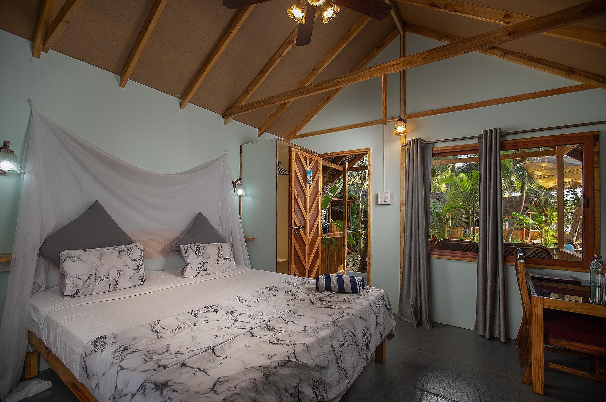 Partial Sea View Room