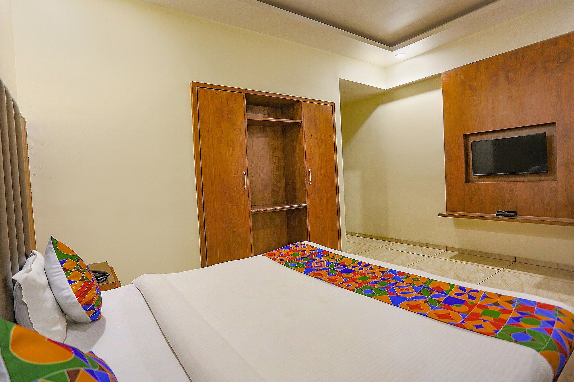 FabHotel Surya Deluxe Room 4