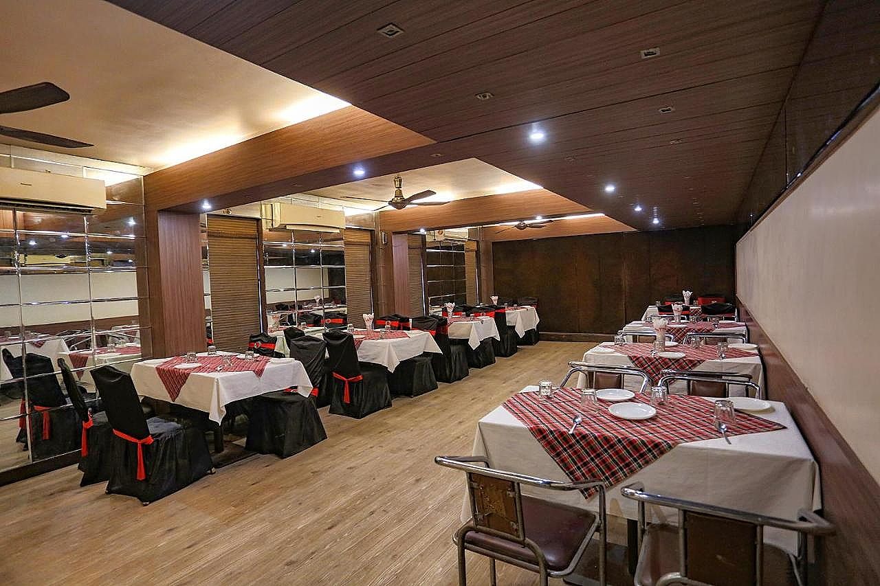 undefined FabHotel Surya 4