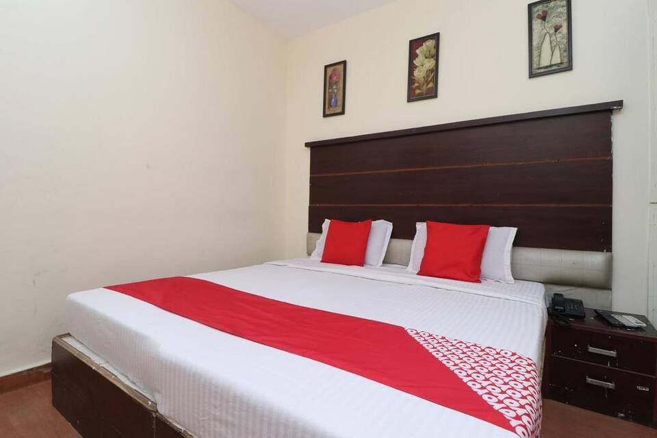 Golden View Hotel Deluxe Room