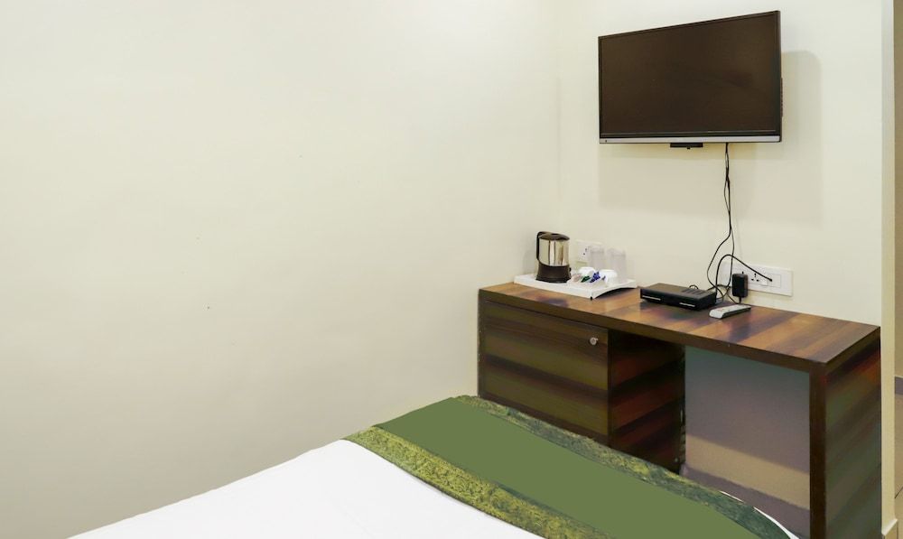 undefined Treebo Trend Grand Horizon 7