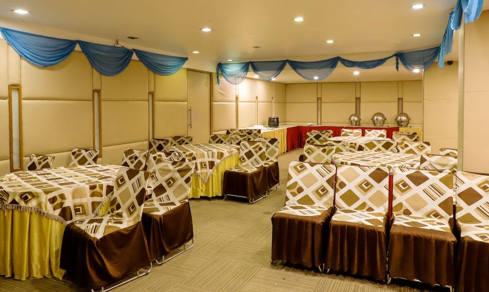 undefined Treebo Trend Grand Horizon 10