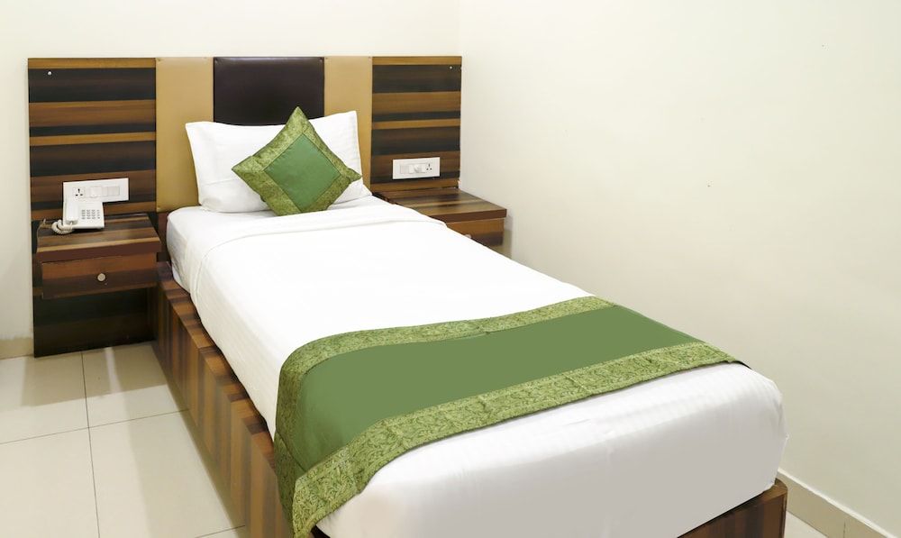 undefined Treebo Trend Grand Horizon 5