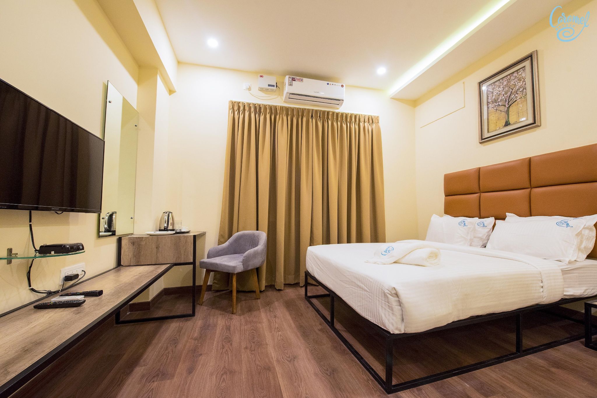 Caramel Hotels Deluxe Double Room 13