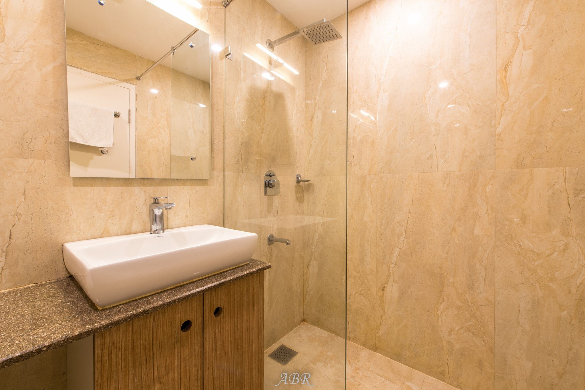 Caramel Hotels Deluxe Double Room 19