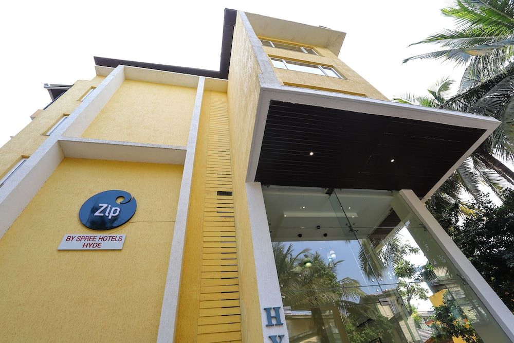 undefined Zip by Spree Hotels Hyde 9