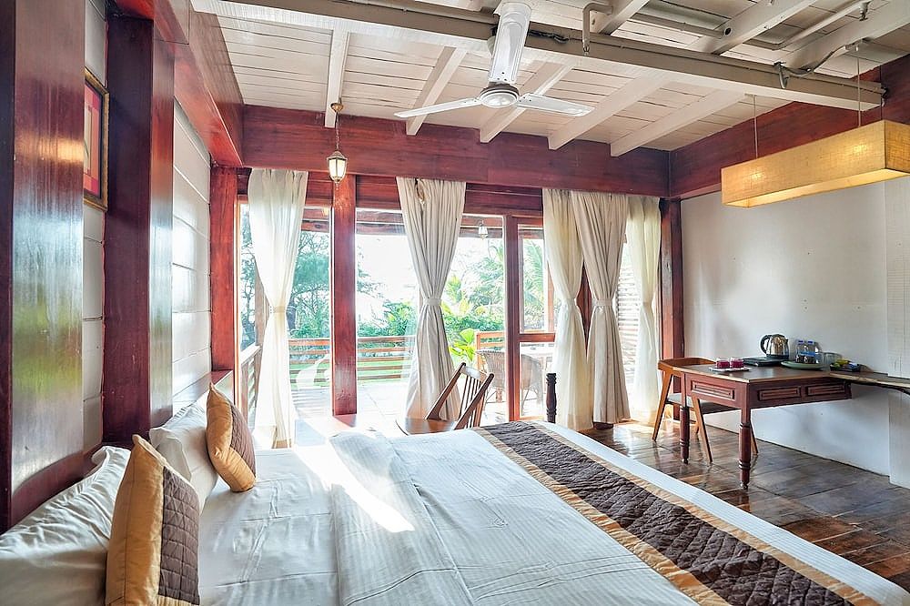 Aqua Marina Beach Cottages Deluxe Cottage with Pool View 21