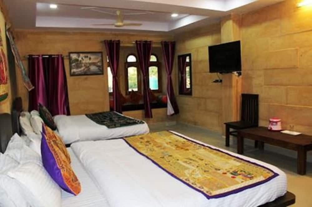 Hotel Kotwal Haveli Deluxe AC Room 2
