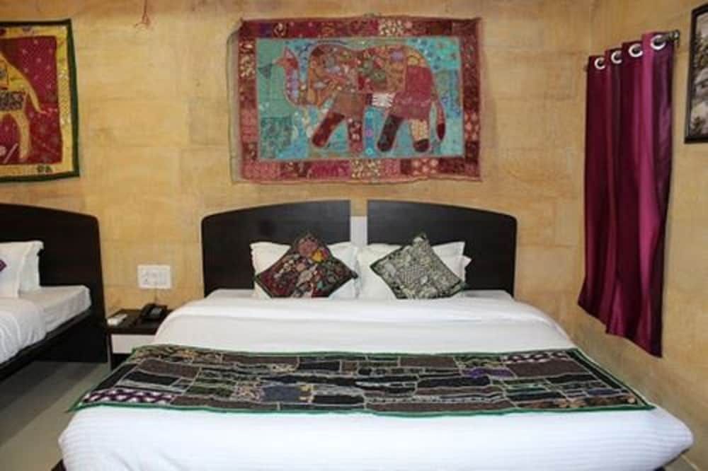 Hotel Kotwal Haveli Deluxe AC Room 3