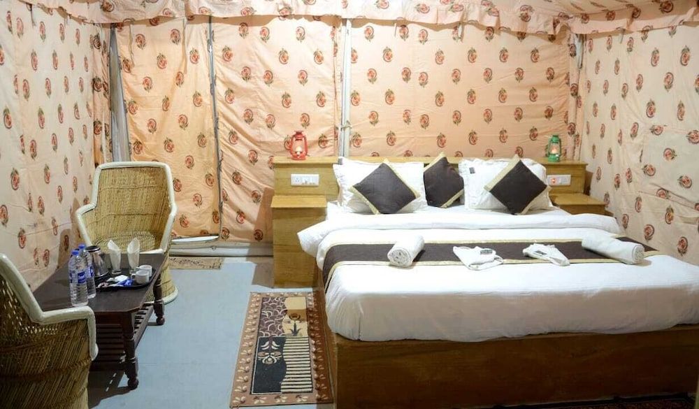 undefined Desert Holiday Camp 5