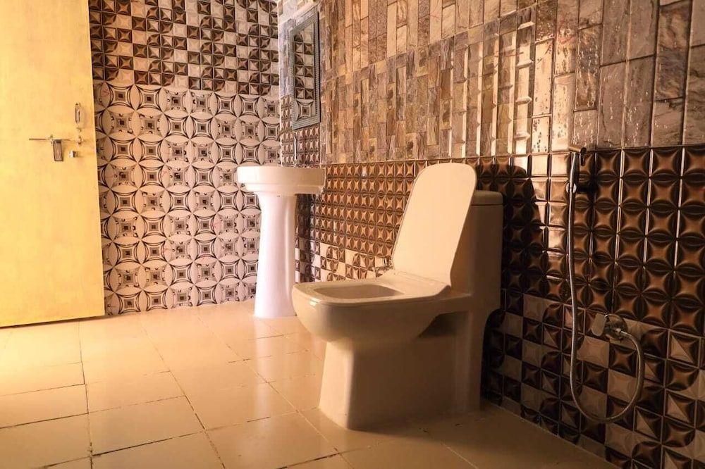 Desert Holiday Camp Swiss luxury Tent 6