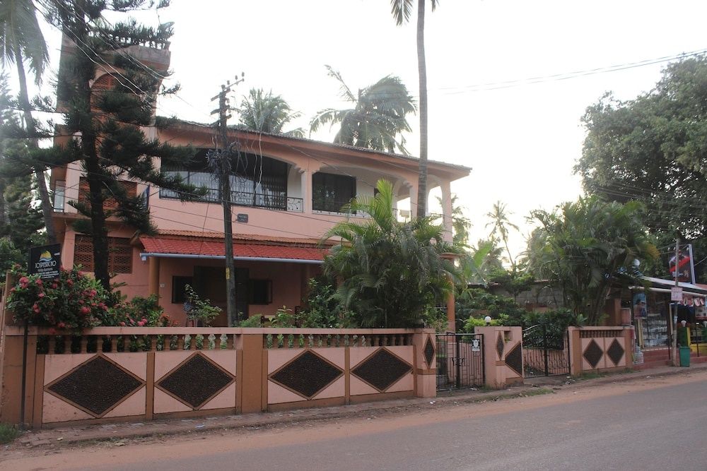 undefined OYO 6236 Home Studio Near Sinquerim Beach 3