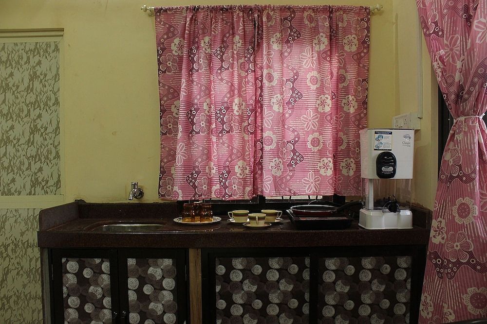 OYO 6236 Home Studio Near Sinquerim Beach Standard Double or Twin Room, 1 Double Bed, Private Bathroom 14