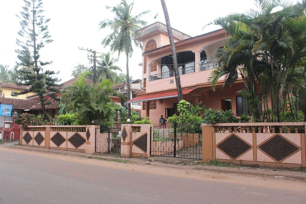 undefined OYO 6236 Home Studio Near Sinquerim Beach 2