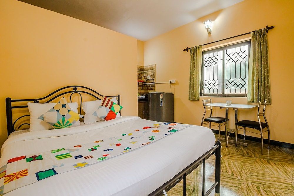 OYO 22480 Home Green View Studio Candolim Double or Twin Room 13