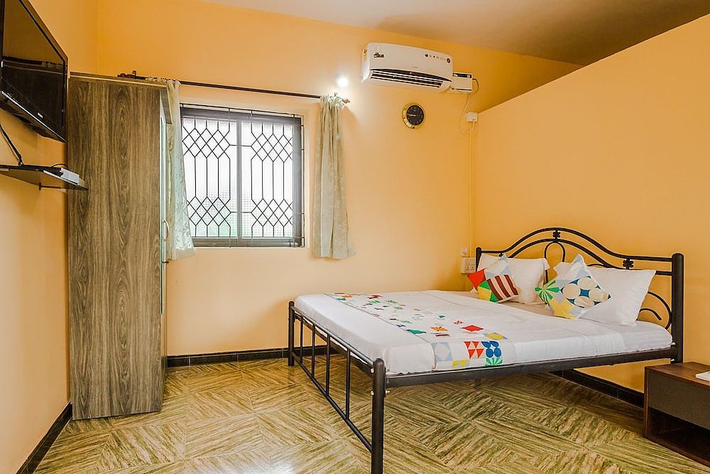 OYO 22480 Home Green View Studio Candolim Double or Twin Room 9