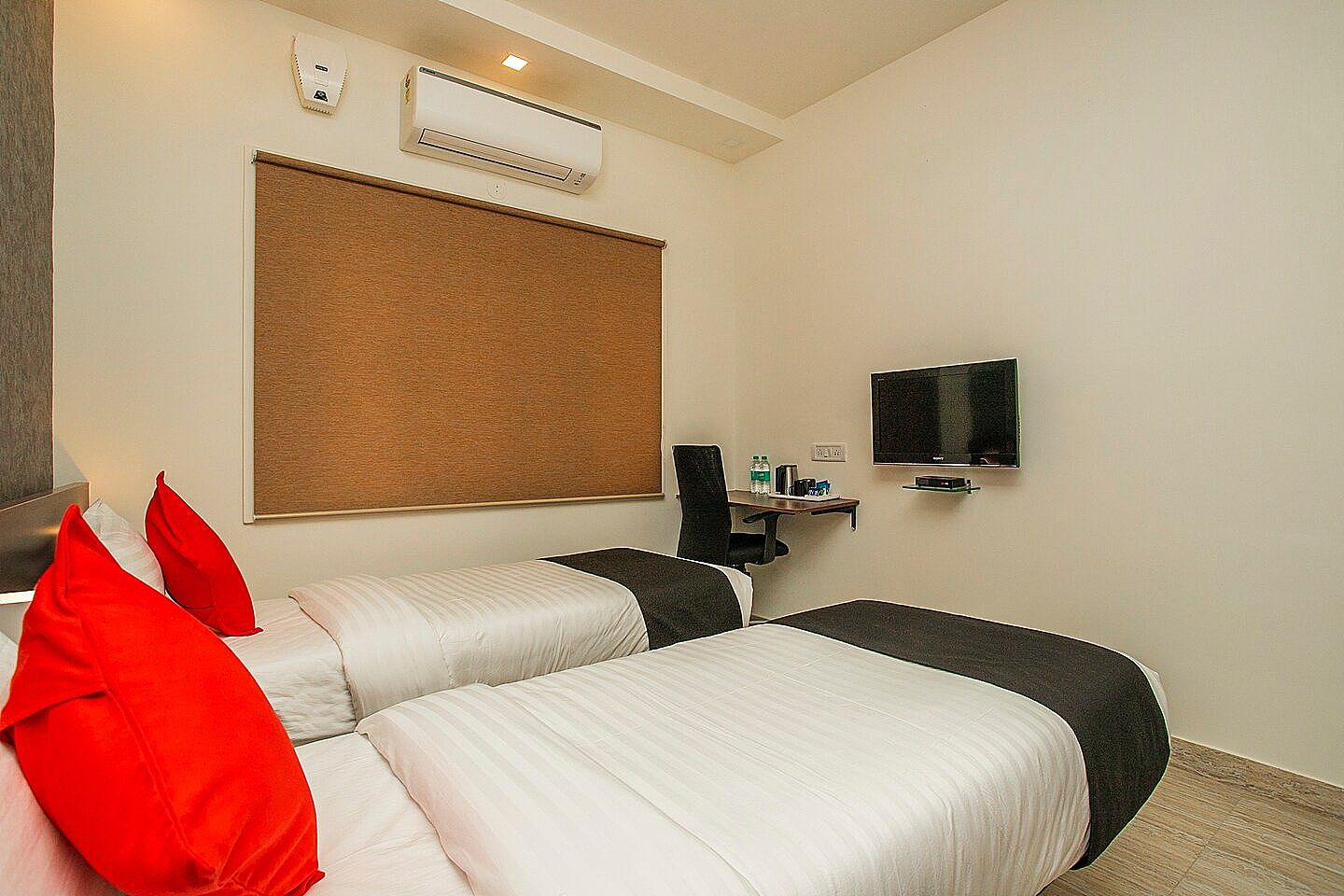 Dbrooks Hotel Bangalore Standard Room AC 5