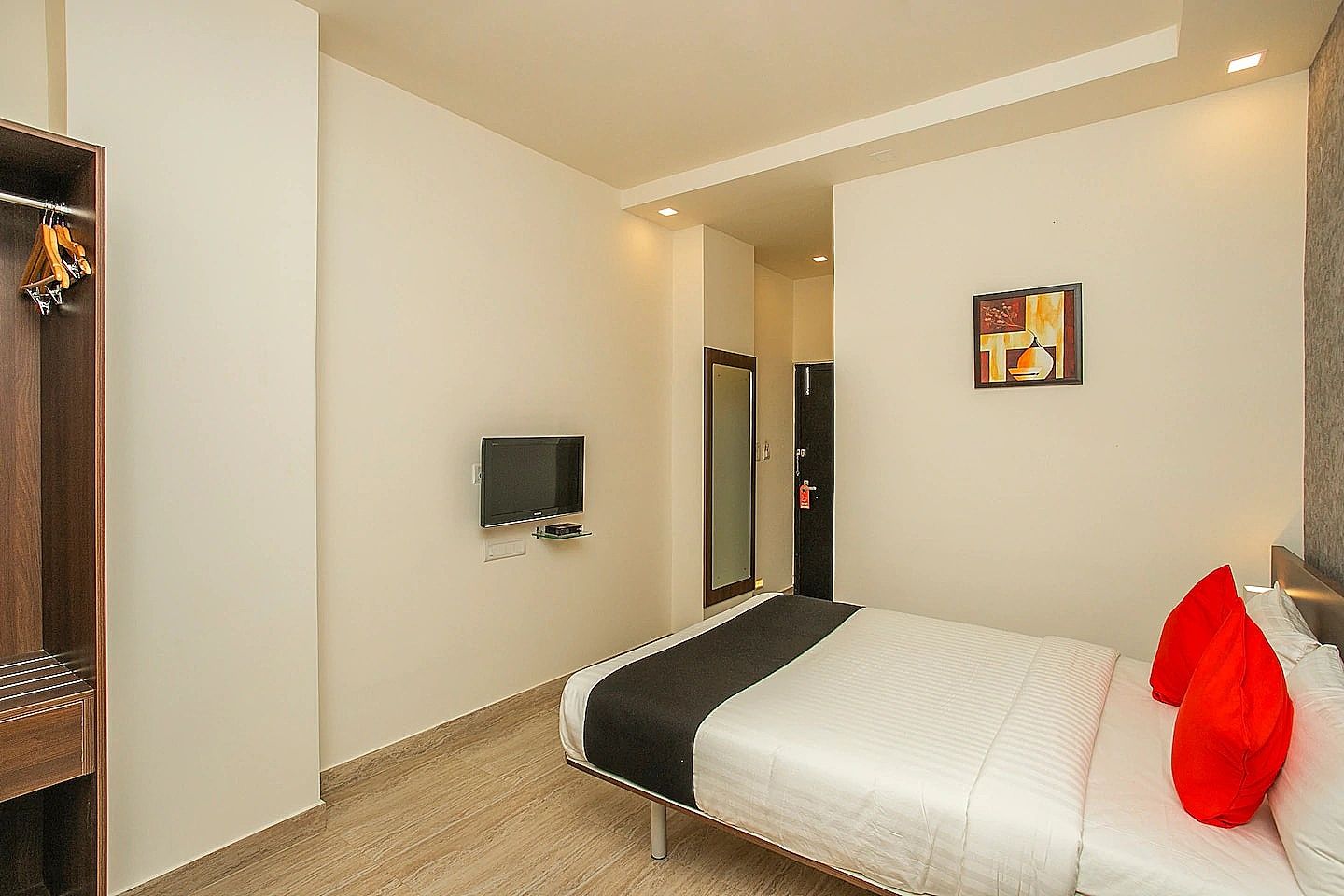 Dbrooks Hotel Bangalore Standard Room AC 21