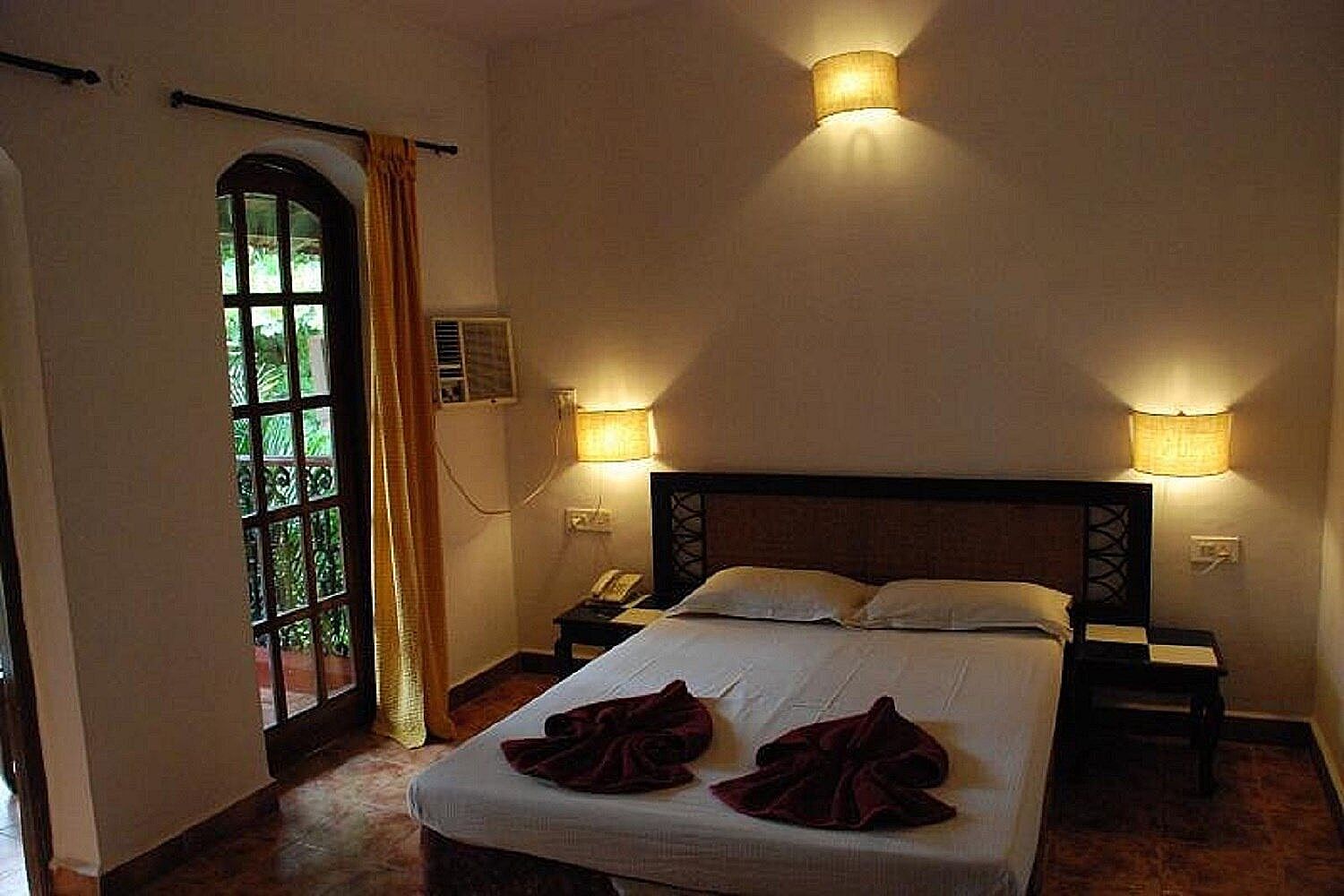 Sea Breeze Beach Resort Candolim Standard Double or Twin Room 4