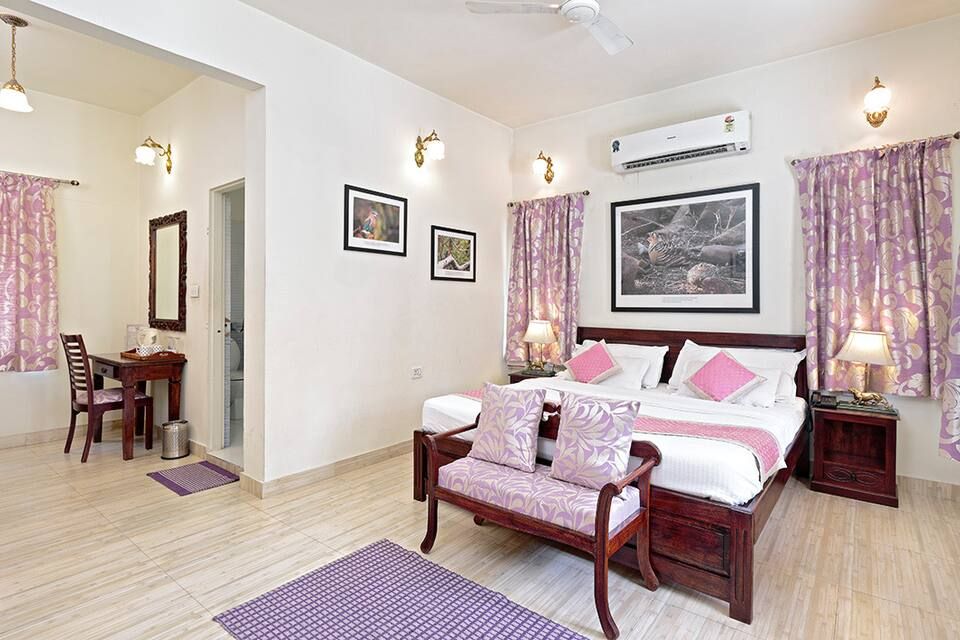 Deluxe Turqouise Room