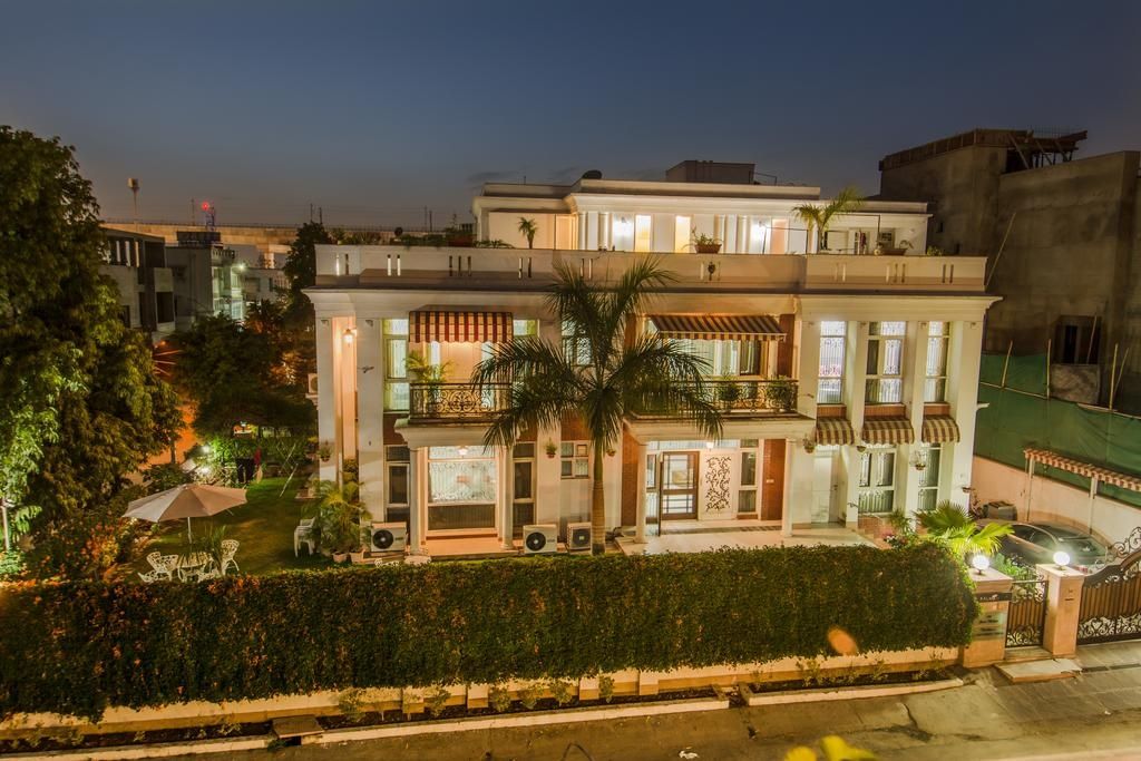 Hotel Exterior